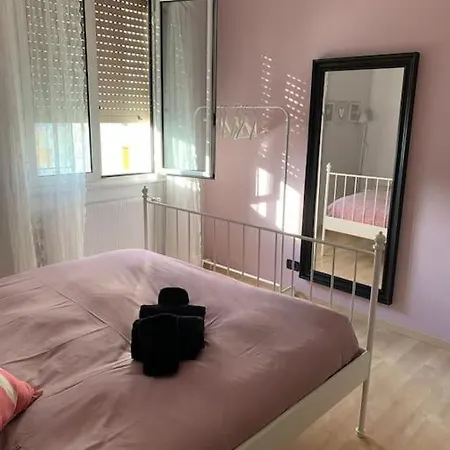 Privato Fronte Mare Apartment Savona