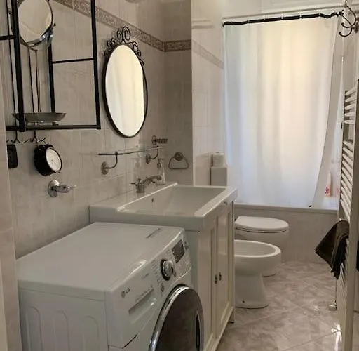 Privato Fronte Mare Savona